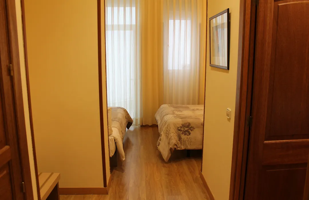 Hotel Mirador Puerta Del Sol-1
